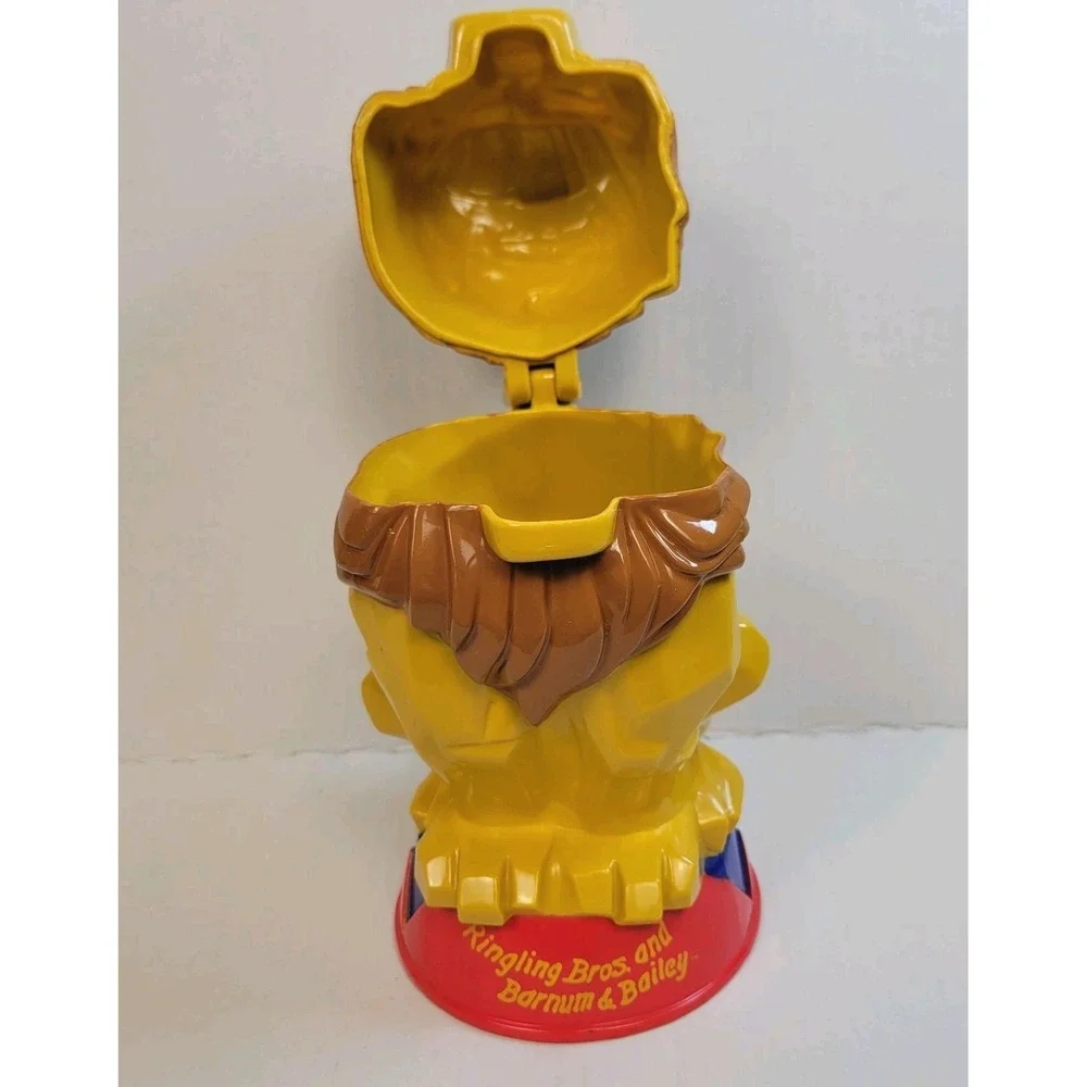 N/A vintage ringling